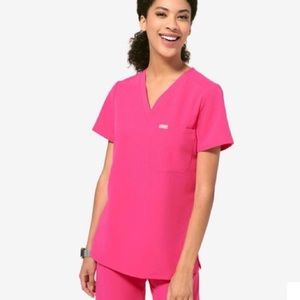 WEARFIGS LIMITED EDITION HOT PINK SCRUB SET ✨